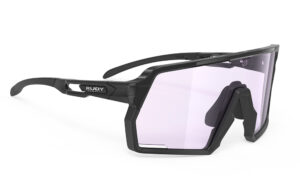 משקפי שמש של רודי פרוג'קט דגם קליון KELION של רודי פרוג'קט מק"ט SP857542 מסגרת שחורה עם עדשות מתכהות בגוון סגול